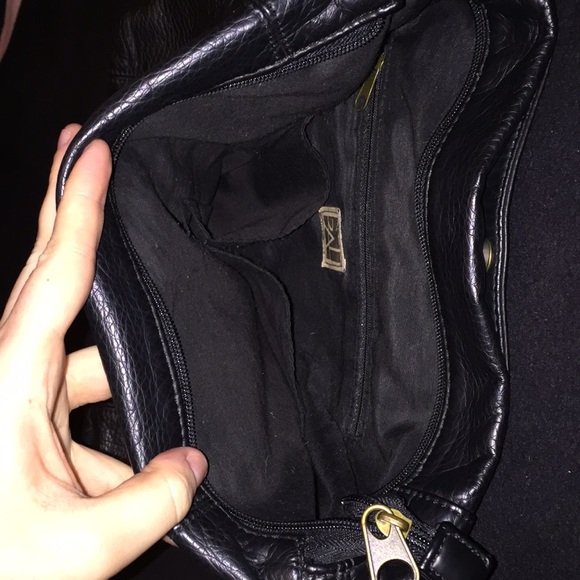 Black crossbody purse - Picture 4 of 4